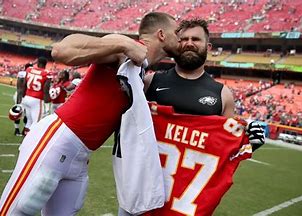 "The Kelce Duo: Hollywood's Unstoppable Free Agents"